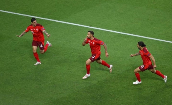 Những pha bóng đẹp trong trận đấu ở bảng A giữa Thụy Sĩ và Thổ Nhĩ Kỳ